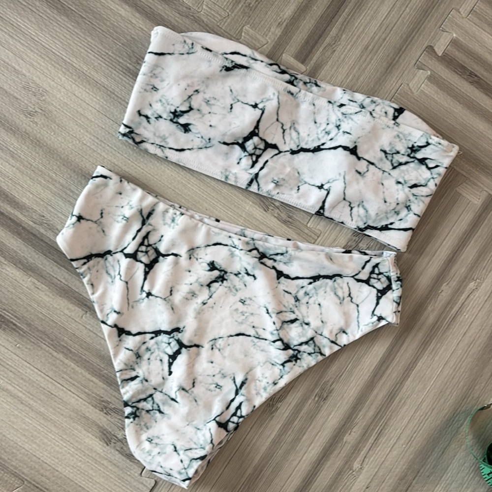 Zaful cute marble bandeau bikini set Sz L